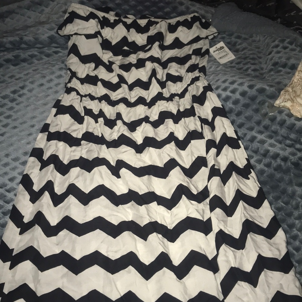 Strapless dress